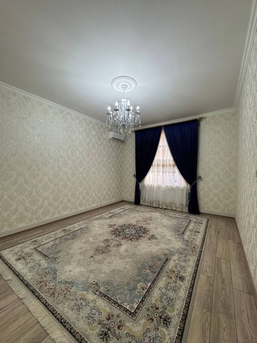 Метро шахристон сотилади срочно