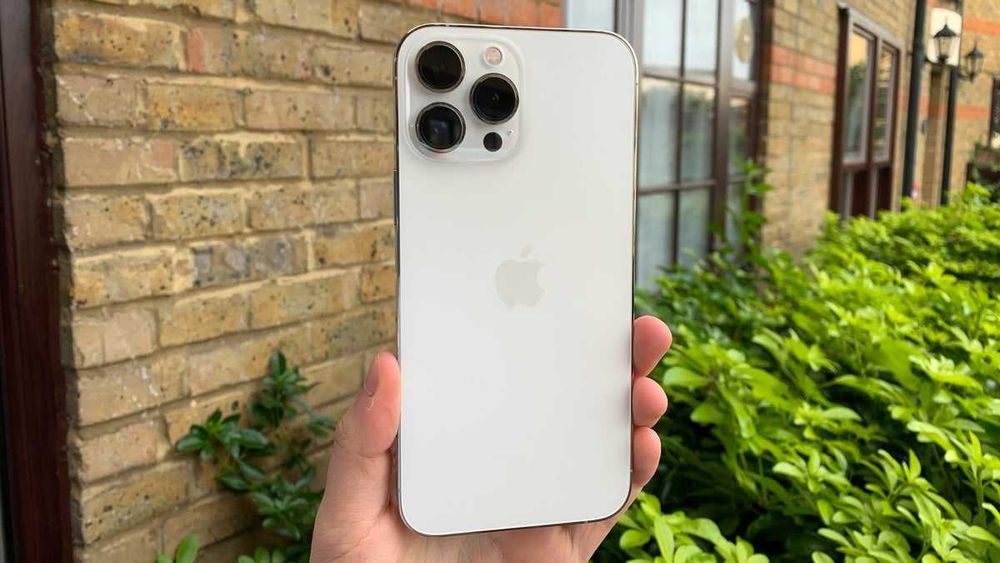 iPhone 13 pro max white