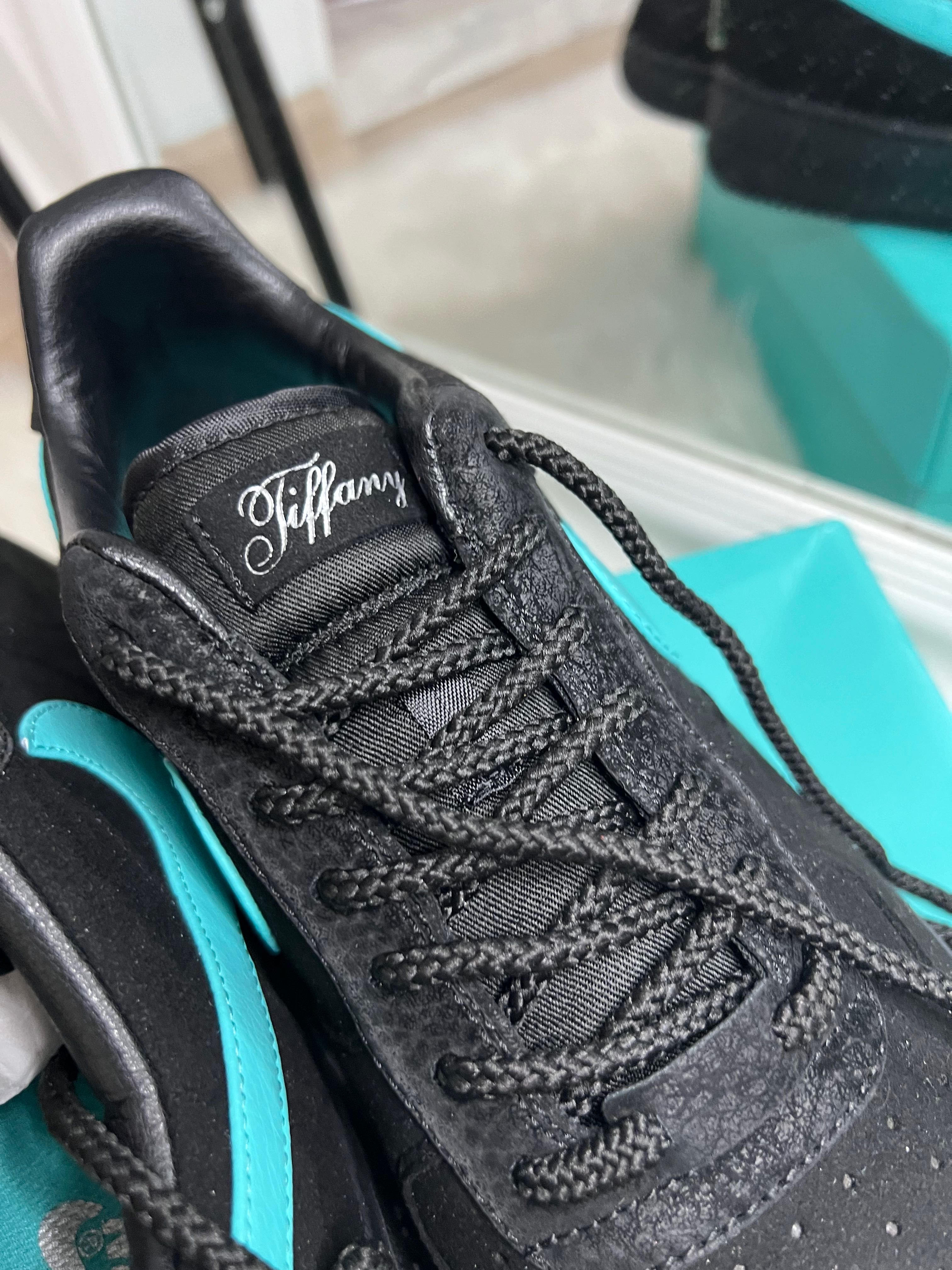 Nike Air Force 1  X Tiffany & Co Оригинални обувки 41 - 41.5 номер