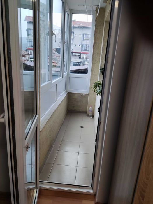 Давам под наем тристаен в кв Аспарухово за 800лв