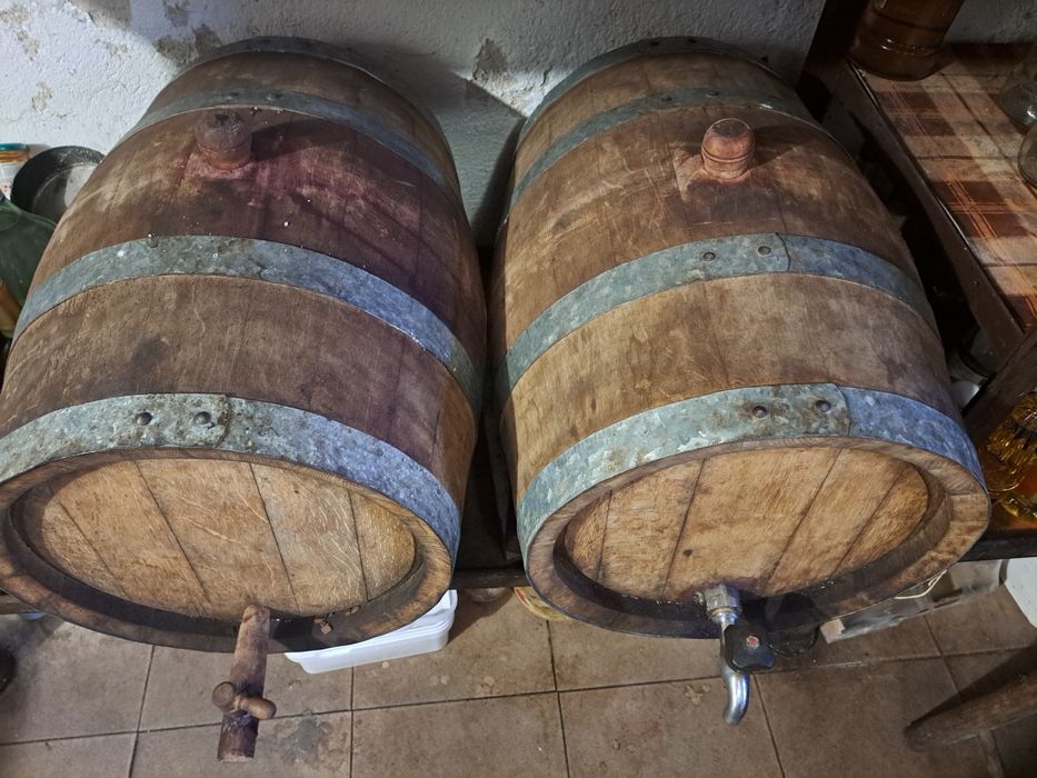 Дъбови бурета за вино