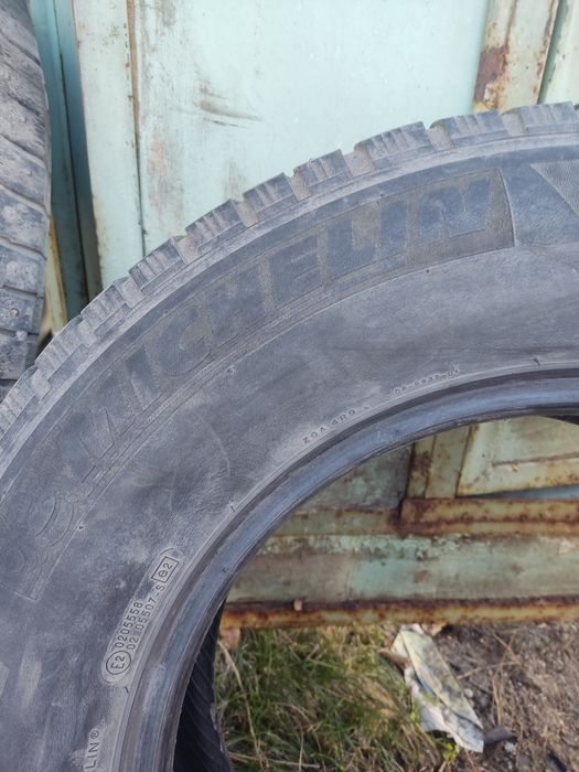 Продам зимние шины