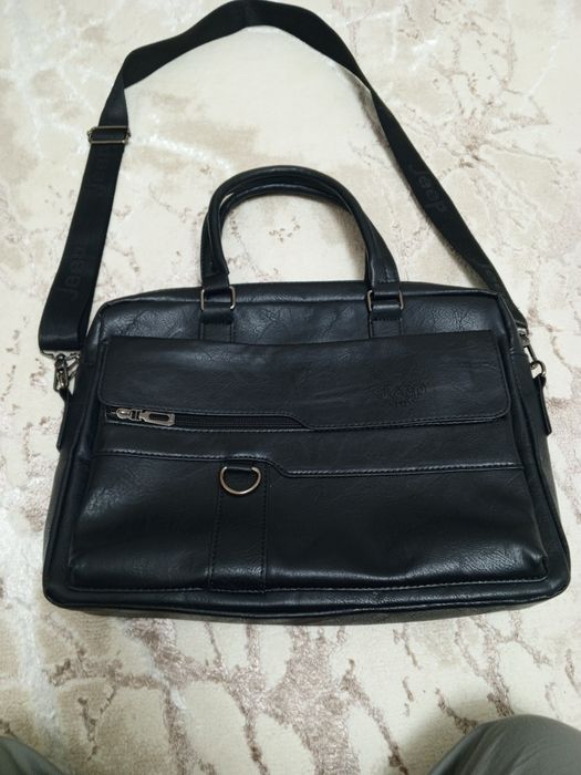 Портфель кожаный, для ноутбука и документов