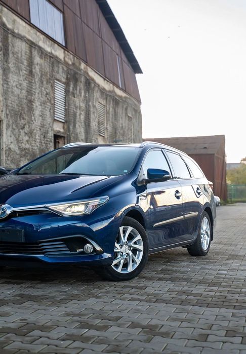 Toyota Auris 101.000 KM , Carte service TOYOTA