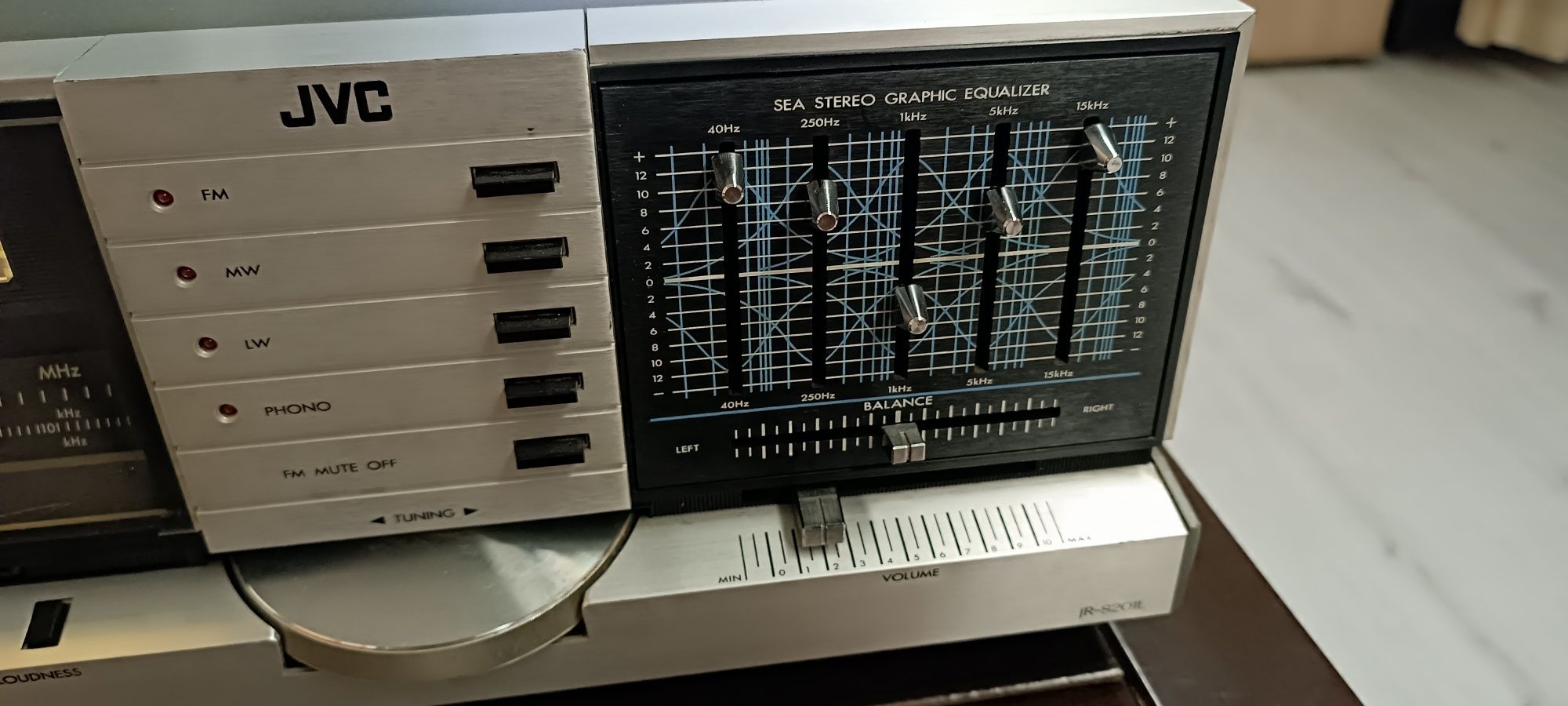 Усилвател JVC Japan