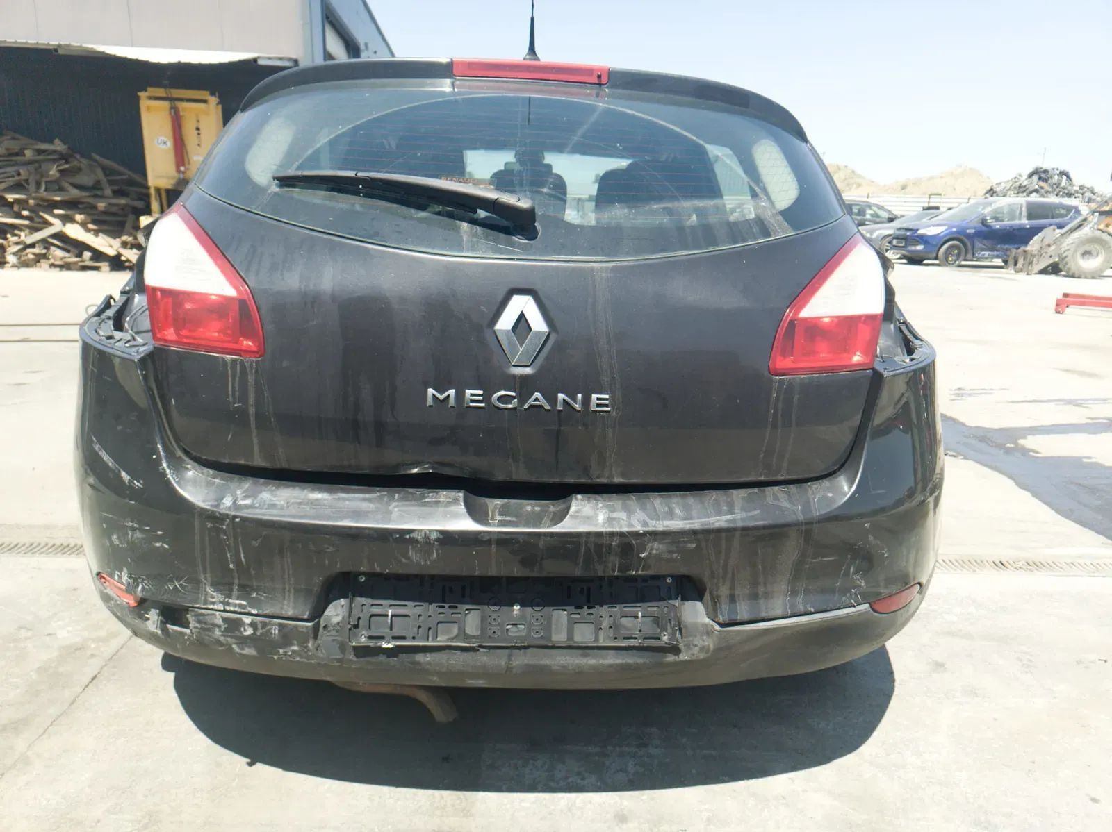 Dezmembrari / Dezmembrez Renault Megane 3 1.6 K4M(858) TL4 - manuala 6 trepte