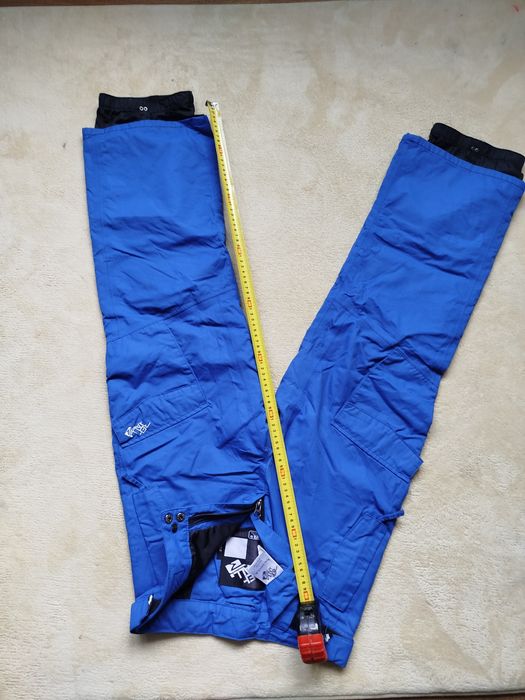 ски, сноуборд панталони от 134 до 152см.