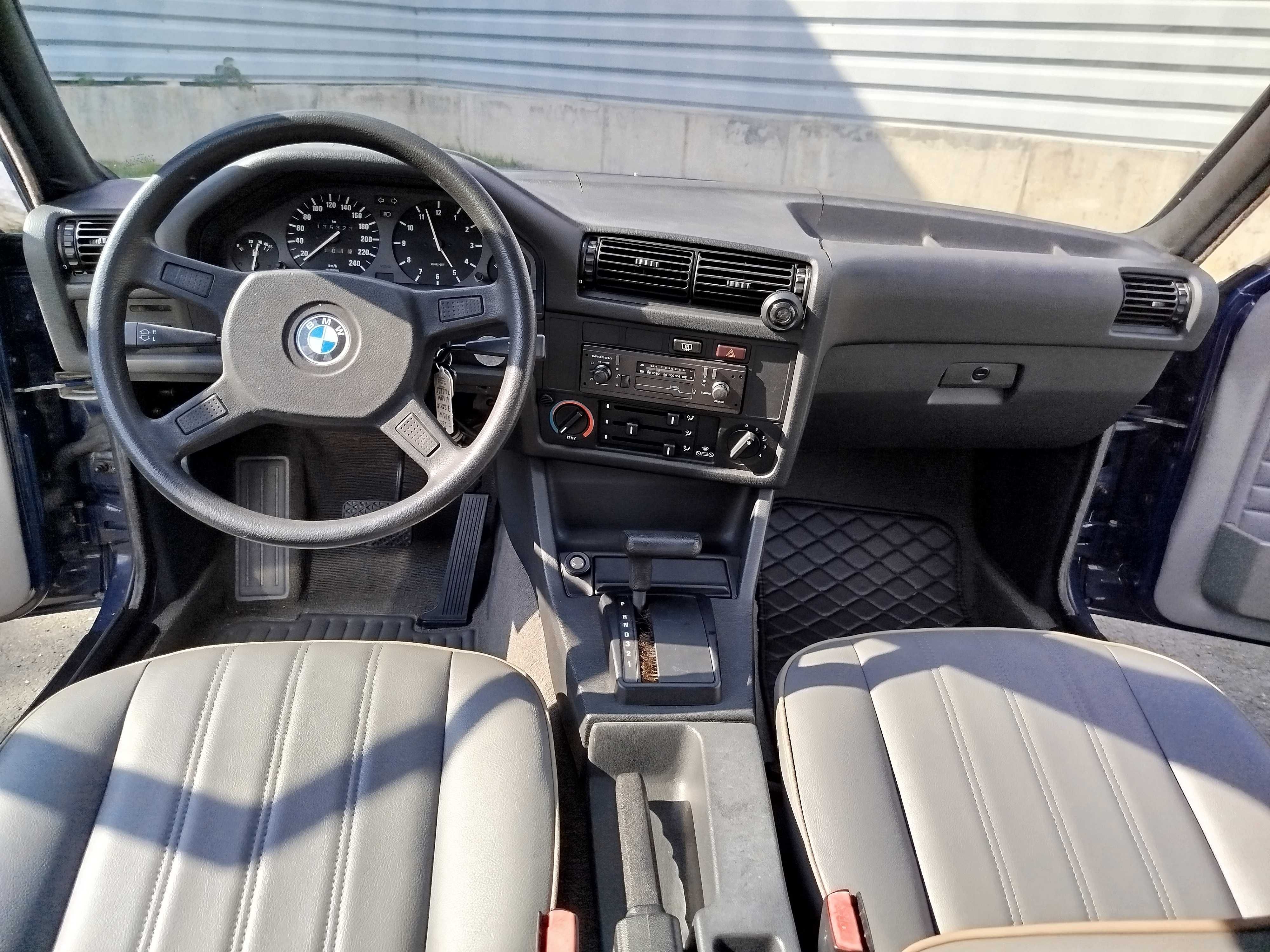 BMW Seria 3 E30 din 1988 URSULET Impecabil