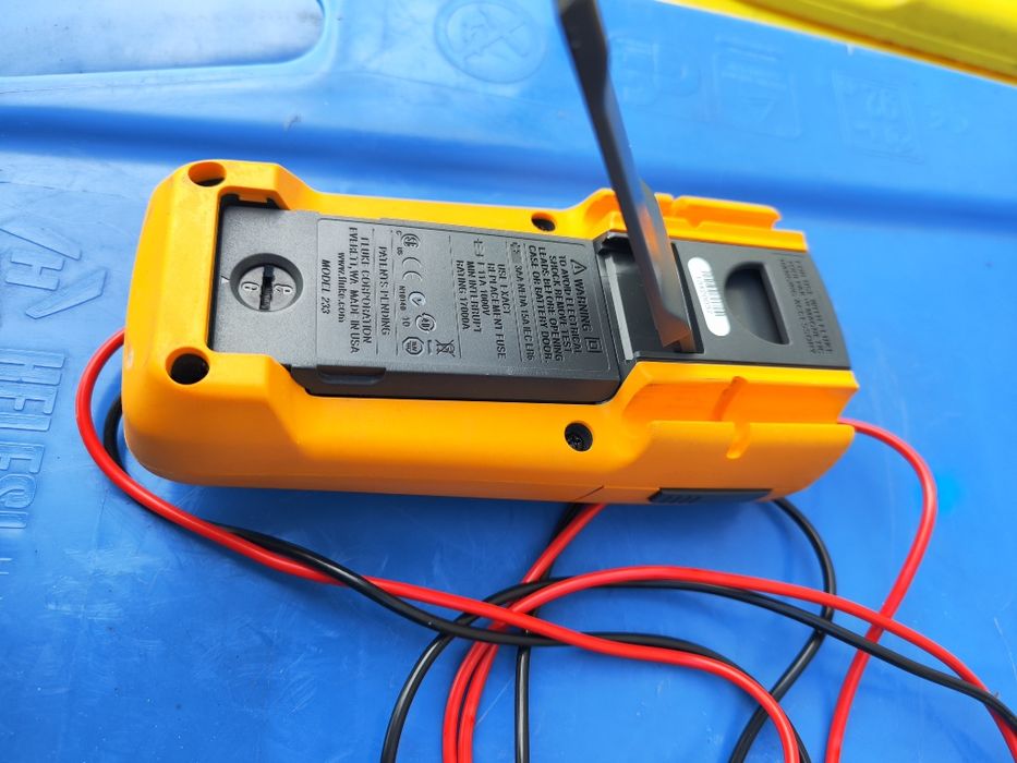 Fluke  233 ecran detașabil