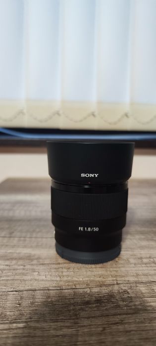 Обектив Sony FE 50mm f/1.8