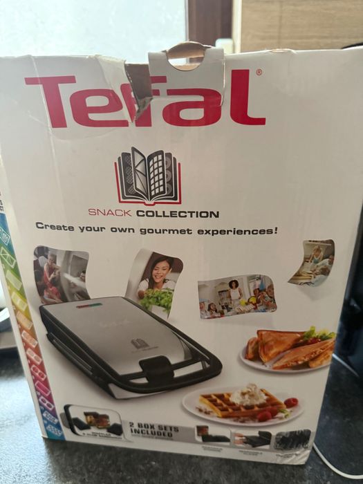 Sandwich maker multifuncţional 700 W,  negru /argintiu