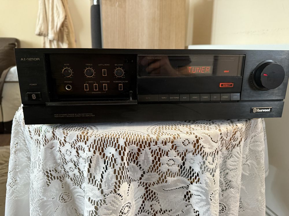 Sherwood AI-1210R Стерео усилвател