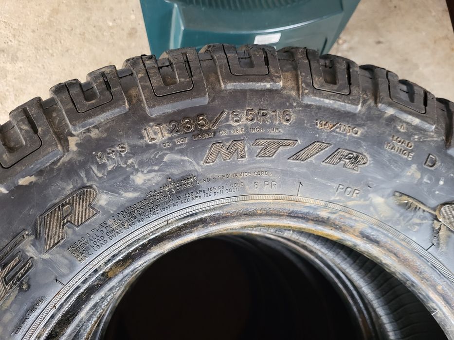Гуми за джип 235 85 16