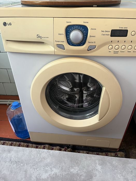 Срочно продам машинку автомат