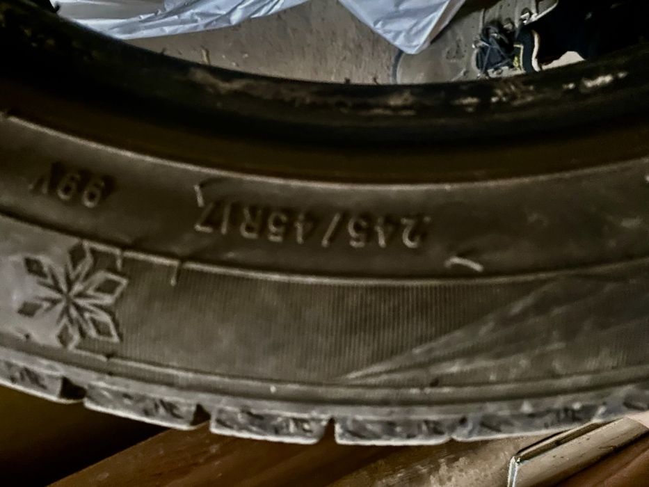 Зимние шины 4 штуки