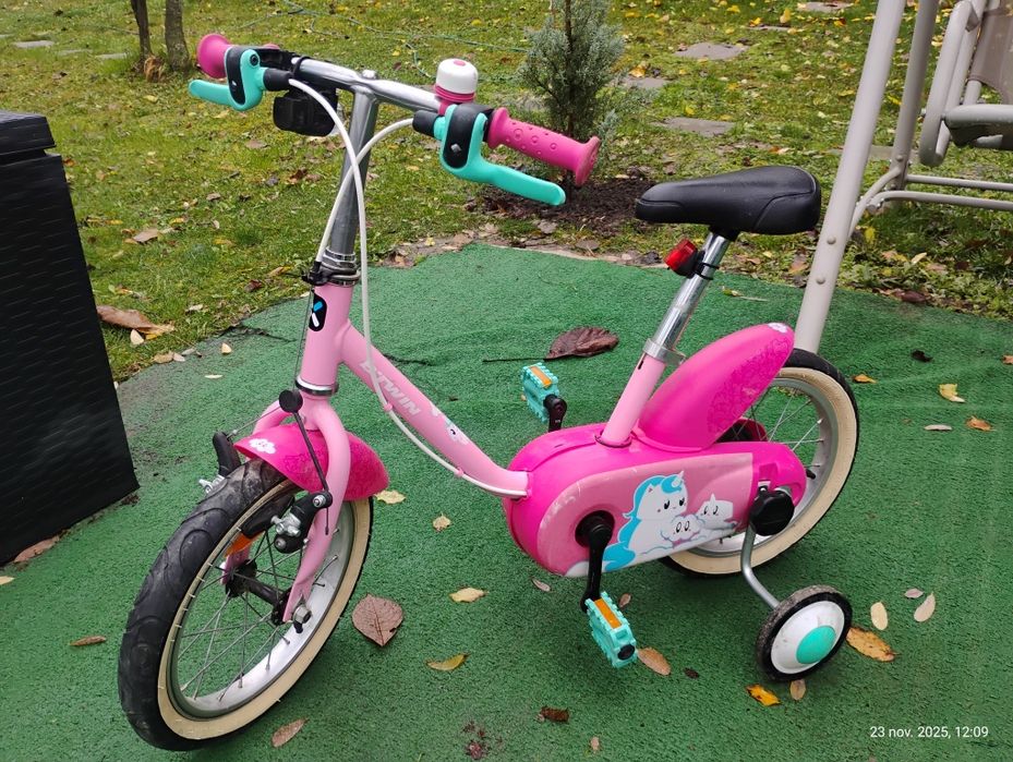 Bicicleta pentru fete BTWIN roz