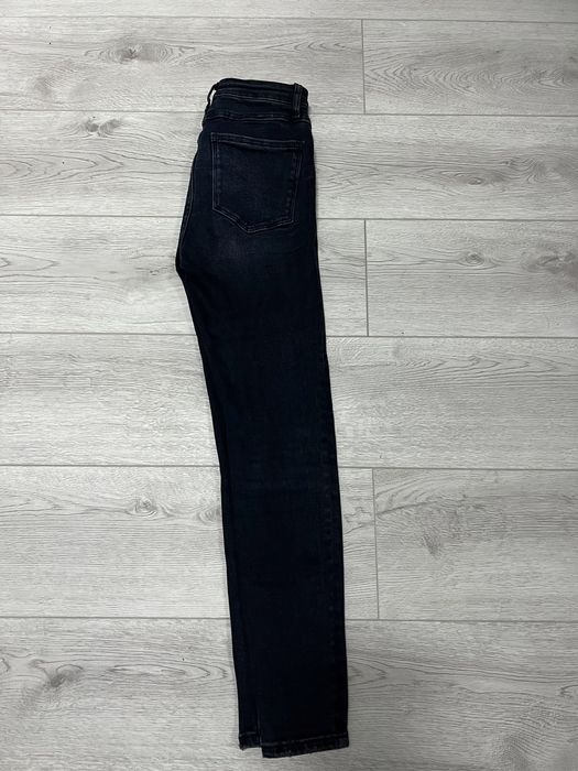 Дънки на Zara носени по веднъж