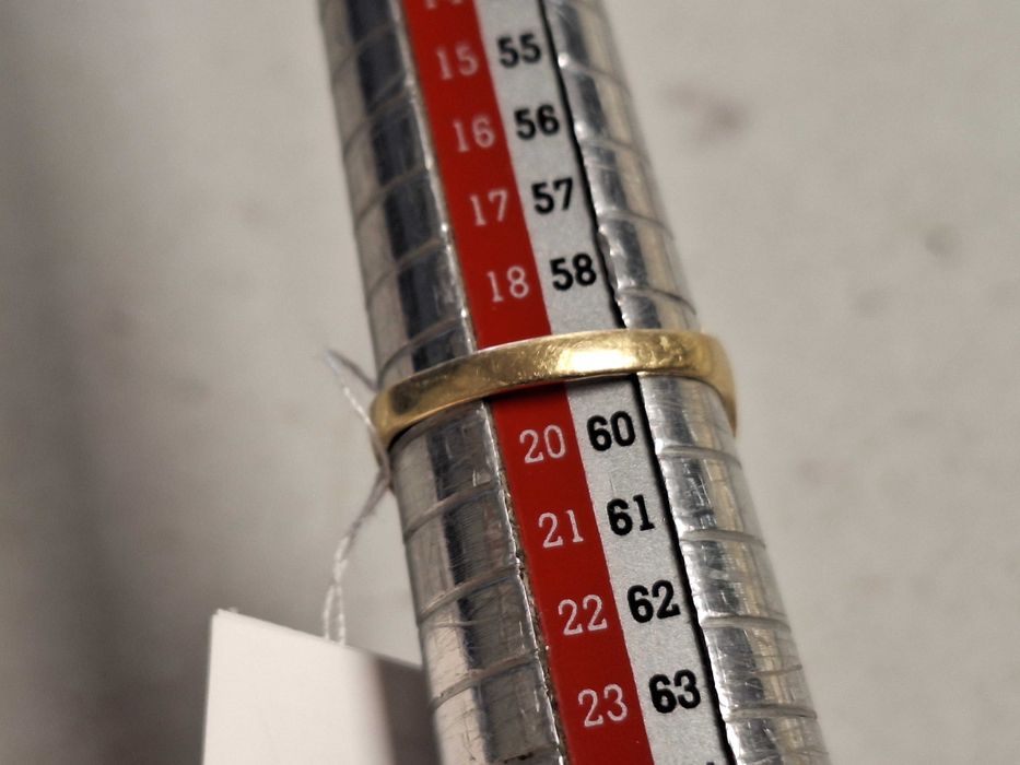 Златен пръстен 4,02гр.14к