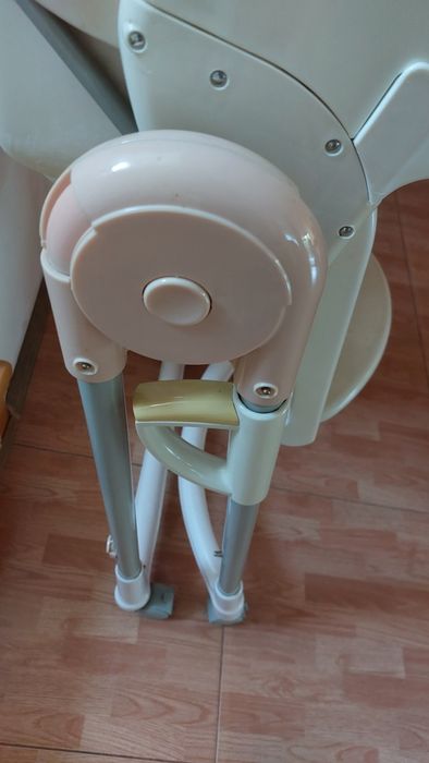 Scaun masa bebeluși