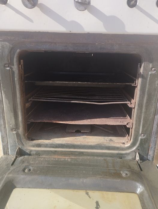 Газовая плита рабочая