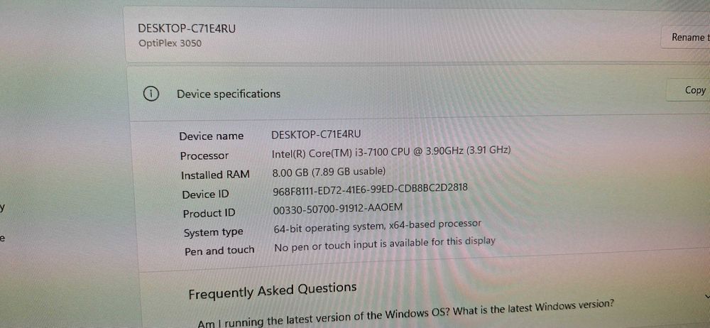Calculator Windows 11 Dell i3 gen7  8GB RAM, SSD NVMe 256 GB