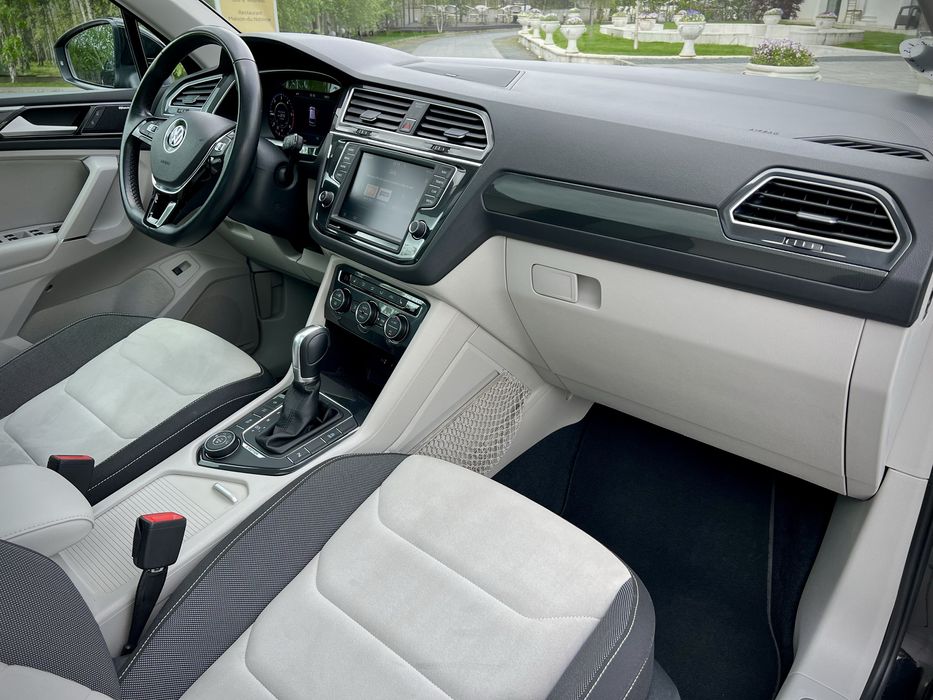 Volkswagen Tiguan 2.0TDI 239CP 4-Motion!Garantie 12 Luni!Finantare!