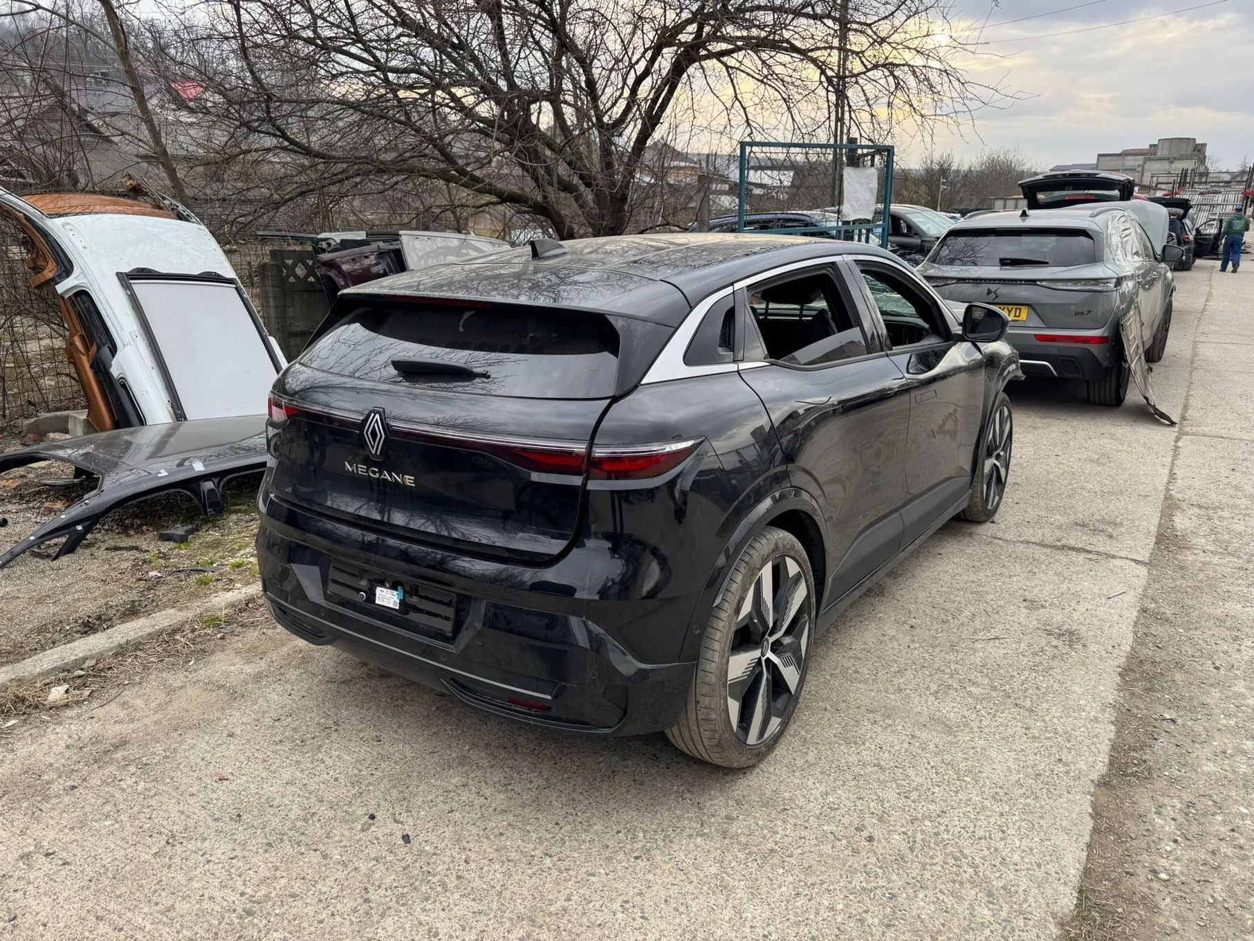 Dezmembrez Renault Megane e-Tech