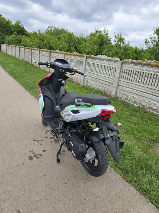 Vand / schimb scuter 50cc