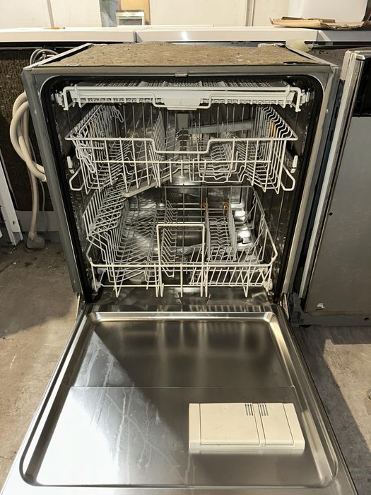 Съдомиялна +гаранция. MIELE за пълно вграждане 60см. Доставка за София