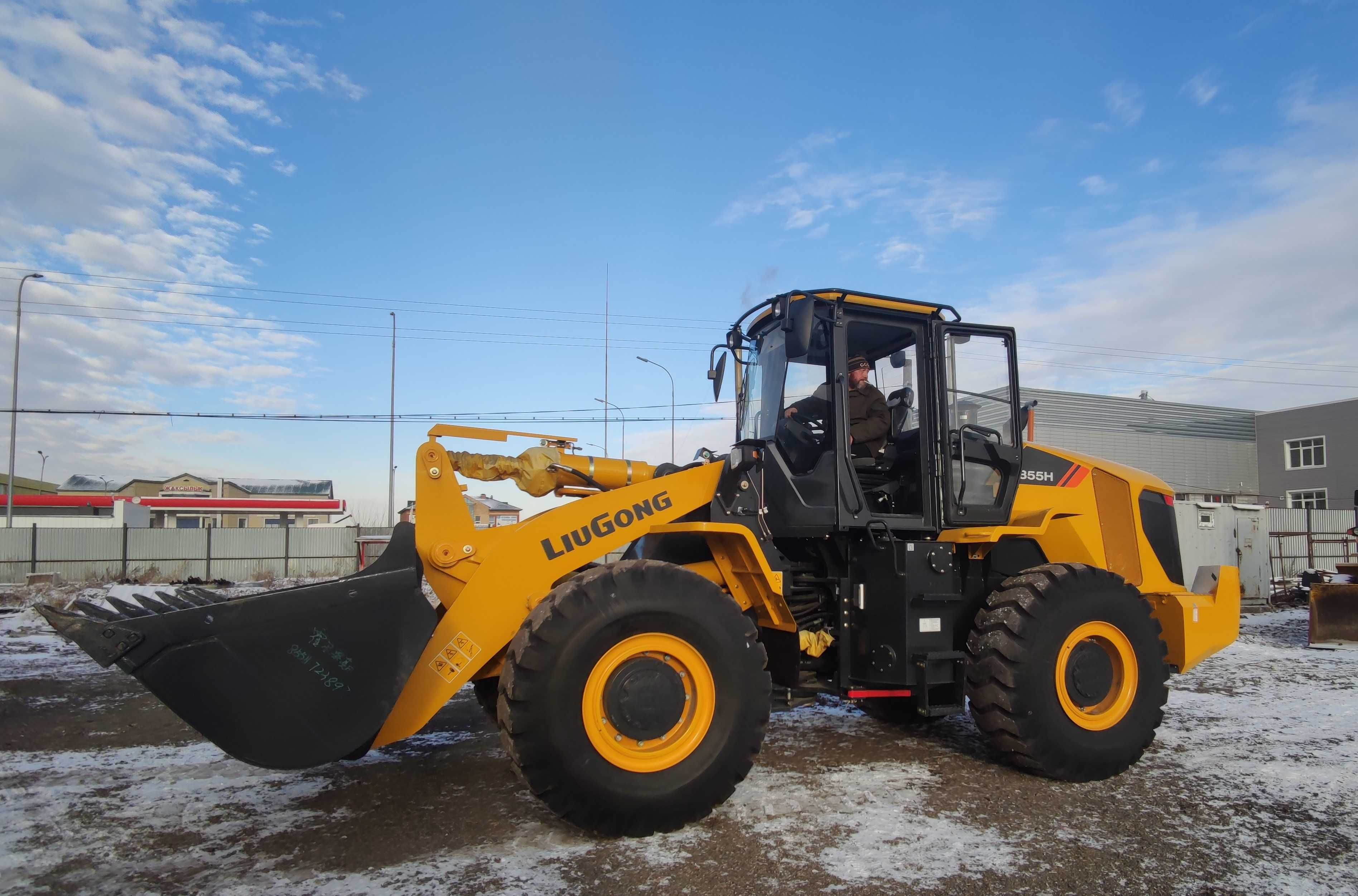 Мини экскаватор JCB аренда. Экскаватор в аренду. Аренда экскаватора.