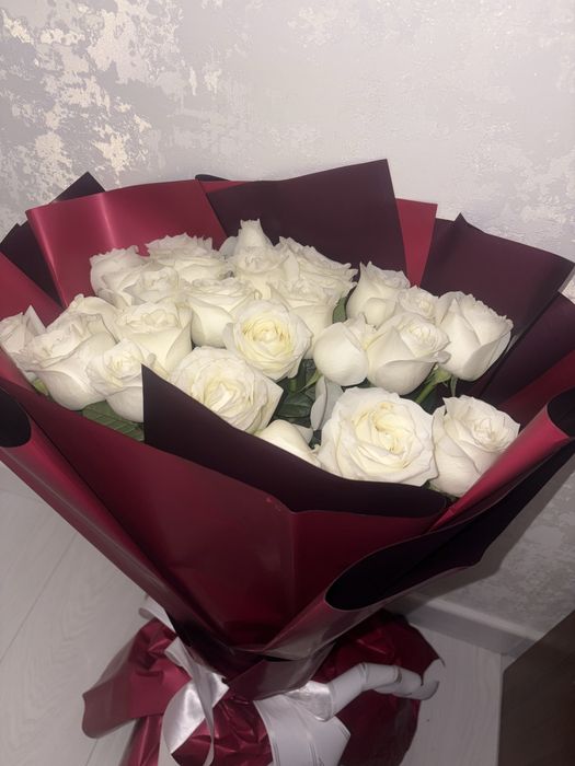 Роза белые 25штук