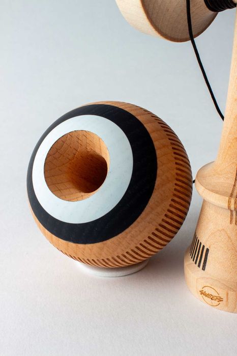 Kendama Sweets BROKEN BONES si Starter