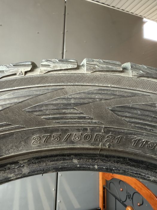 Продам шины Yokohama 275/50/R21 зимний липучка