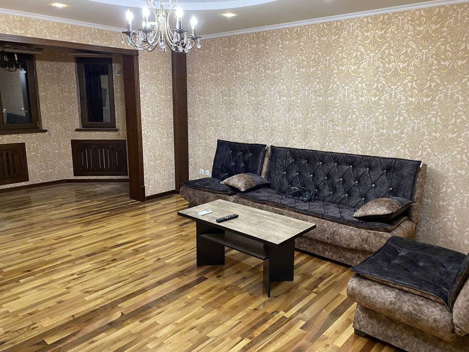 Дархан  4/4/9 110кв.м. метро Хамид Алимджан.