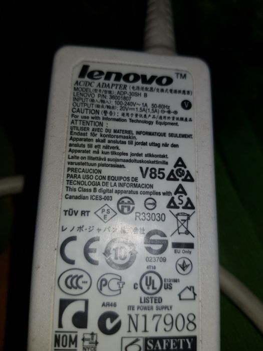 Încărcător alimentator laptop lenovo 20V 1,5A