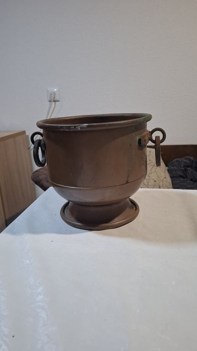 Меден съд за украса