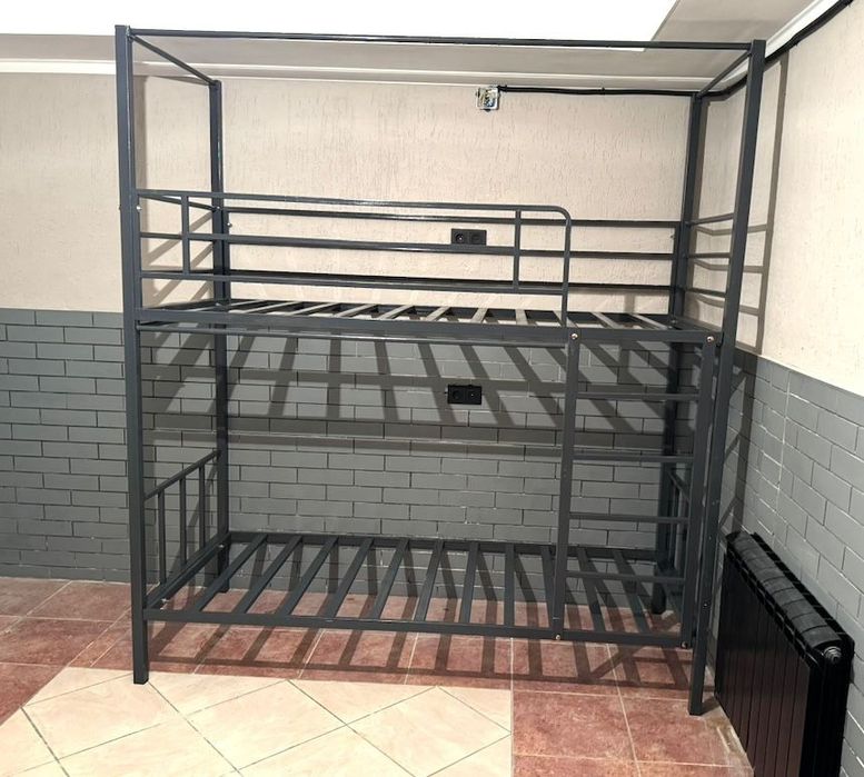 Кровати для хостела