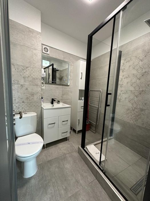 OBOR, CENTRU Regim hotelier