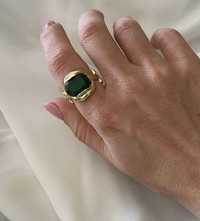 Уникално красив нов пръстен Emerald