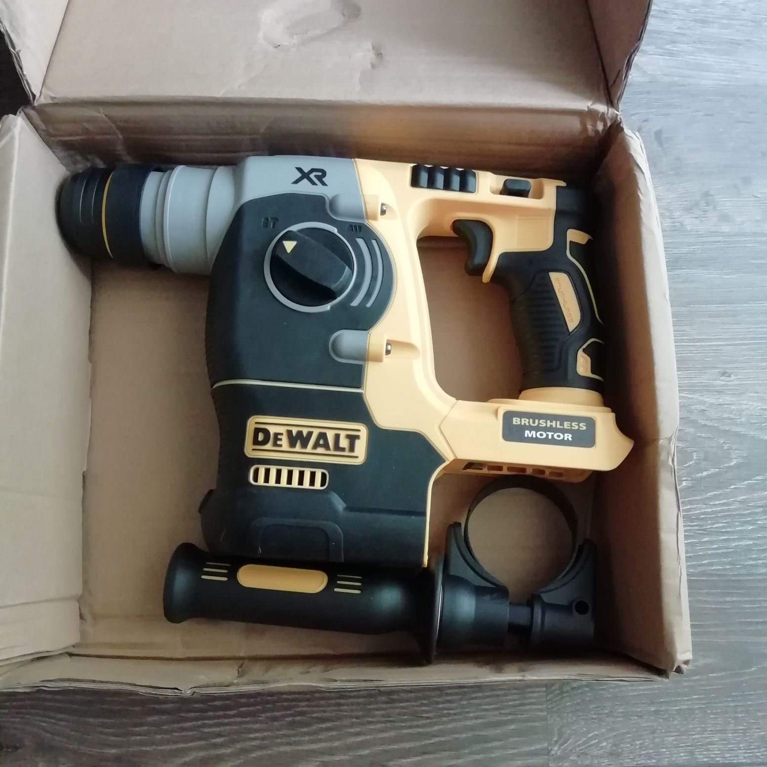 Ciocan rotopercutor DEWALT