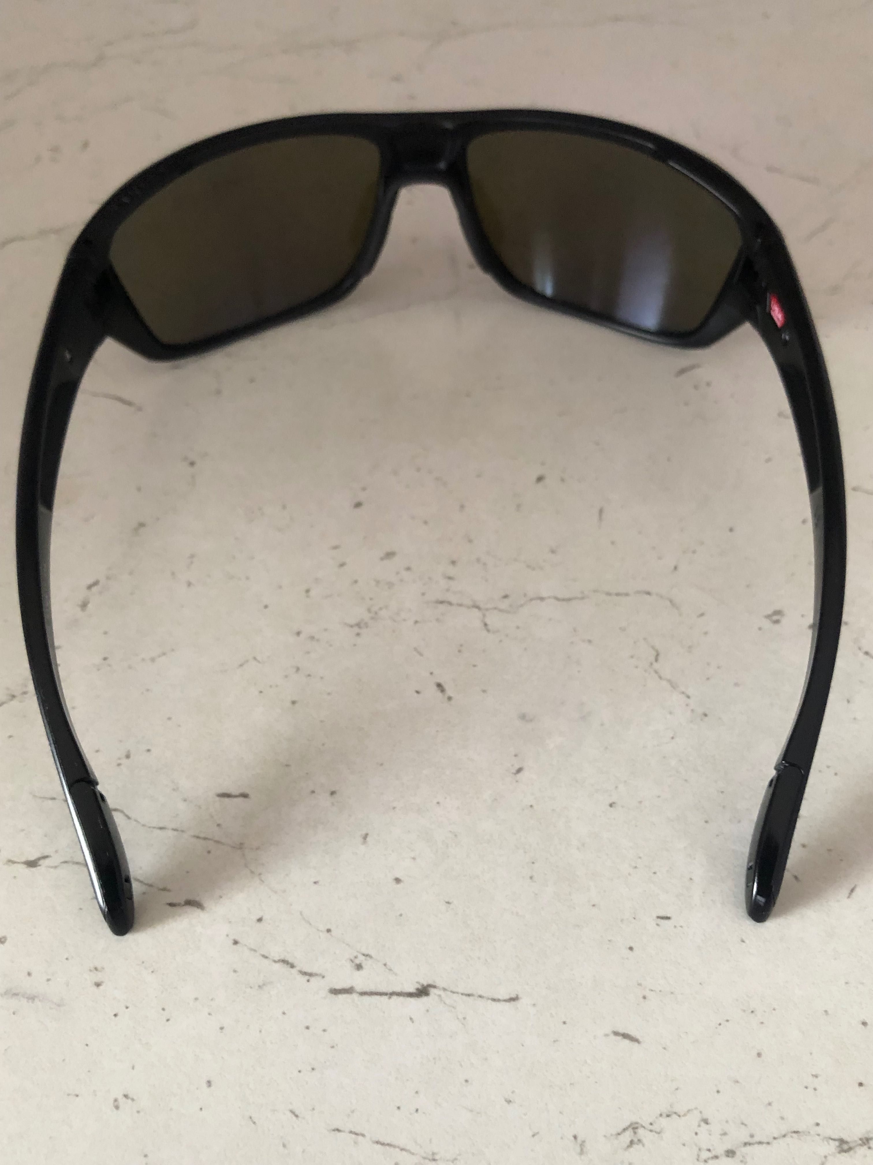 Мъжки слънчеви очила Oakley split shot prizm