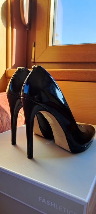 Дамски обувки karen millen