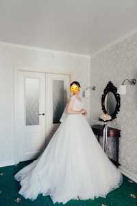 Продам очень нежное воздушное свадебное платье