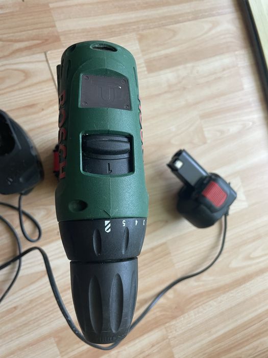 Infiletanta bosch pe baterie 9,6 V