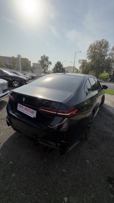 Bmw i5 40l без пробег масла