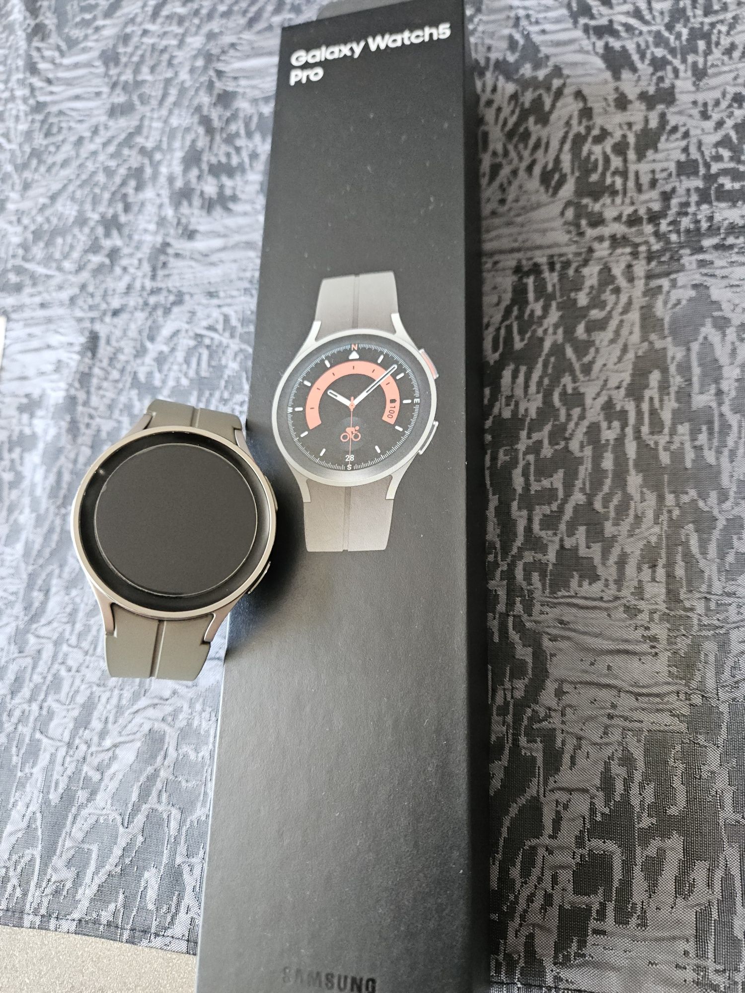 Samsung Galaxy watch 5 pro