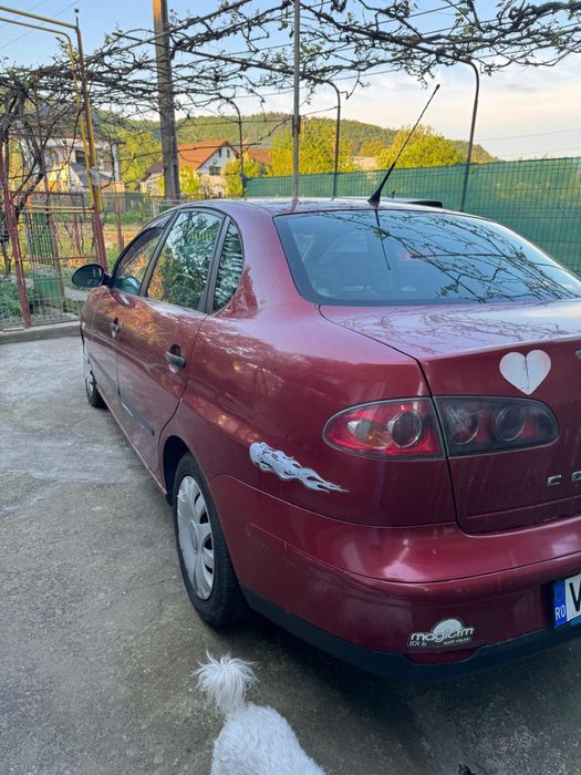 Seat cordoba rosu