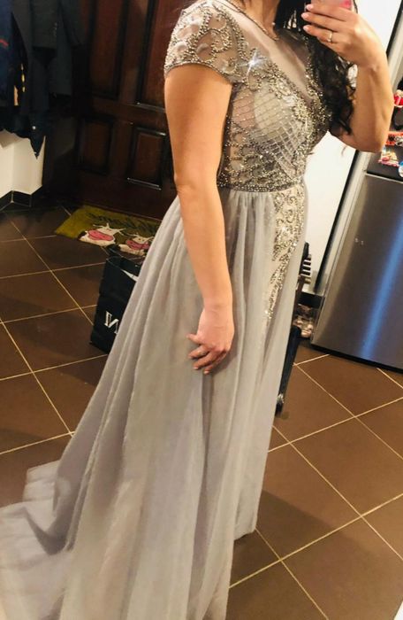 Rochie deosebita, model unic (achiziționată din Dubai)