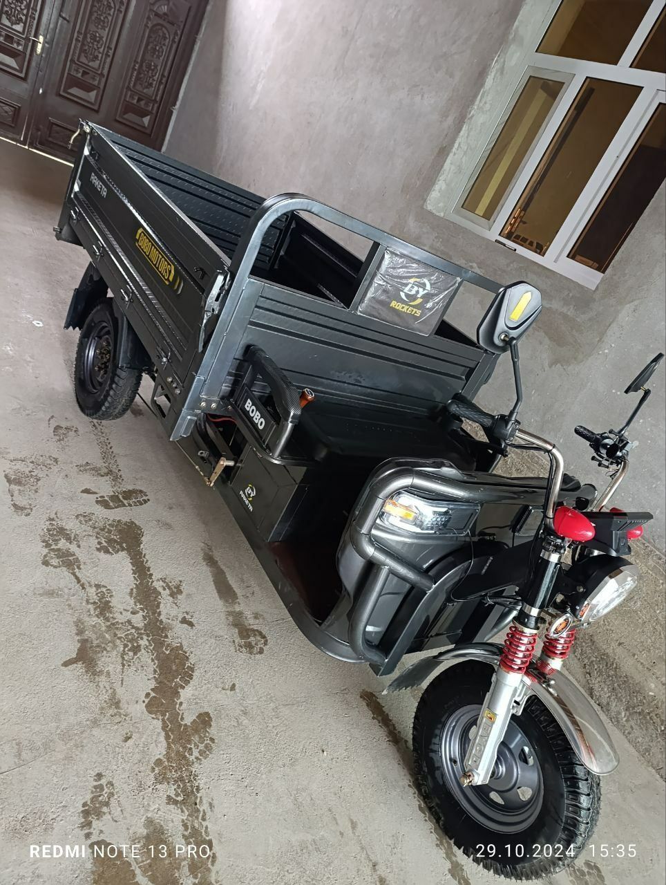 Muravey elektroni