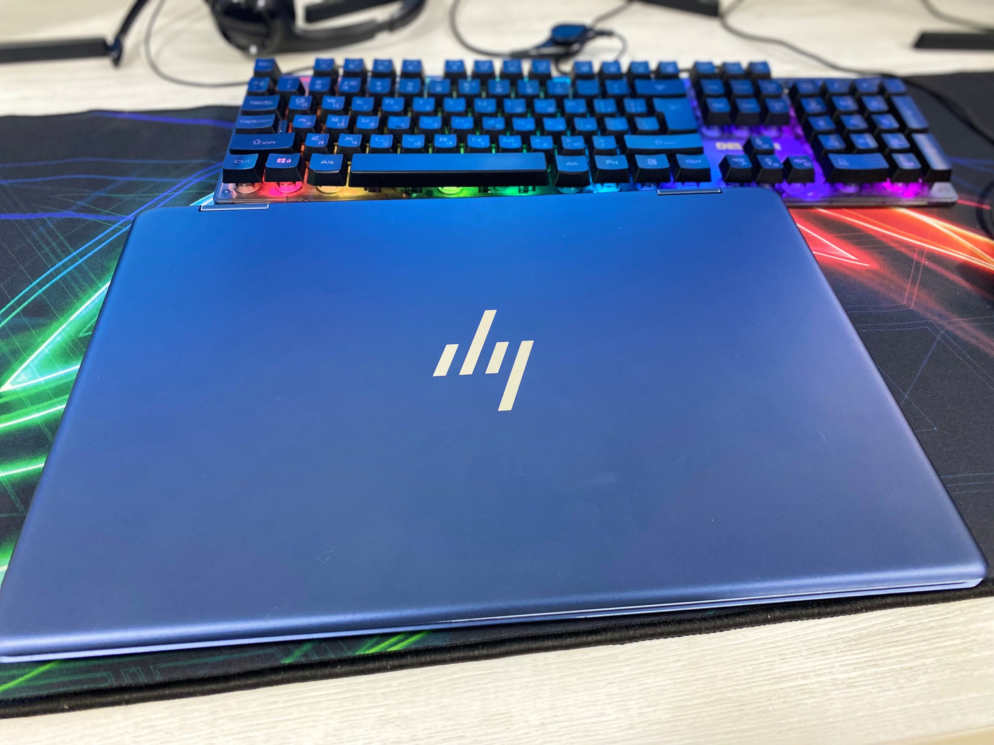 HP Spectre x 360 2-in-1 Laptop 16-f1013dx